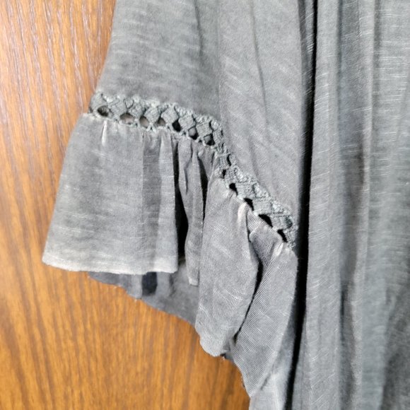 Artesia Forest Green Boho Chic Pullover Top with Tassels Size Medium - Picture 4 of 12